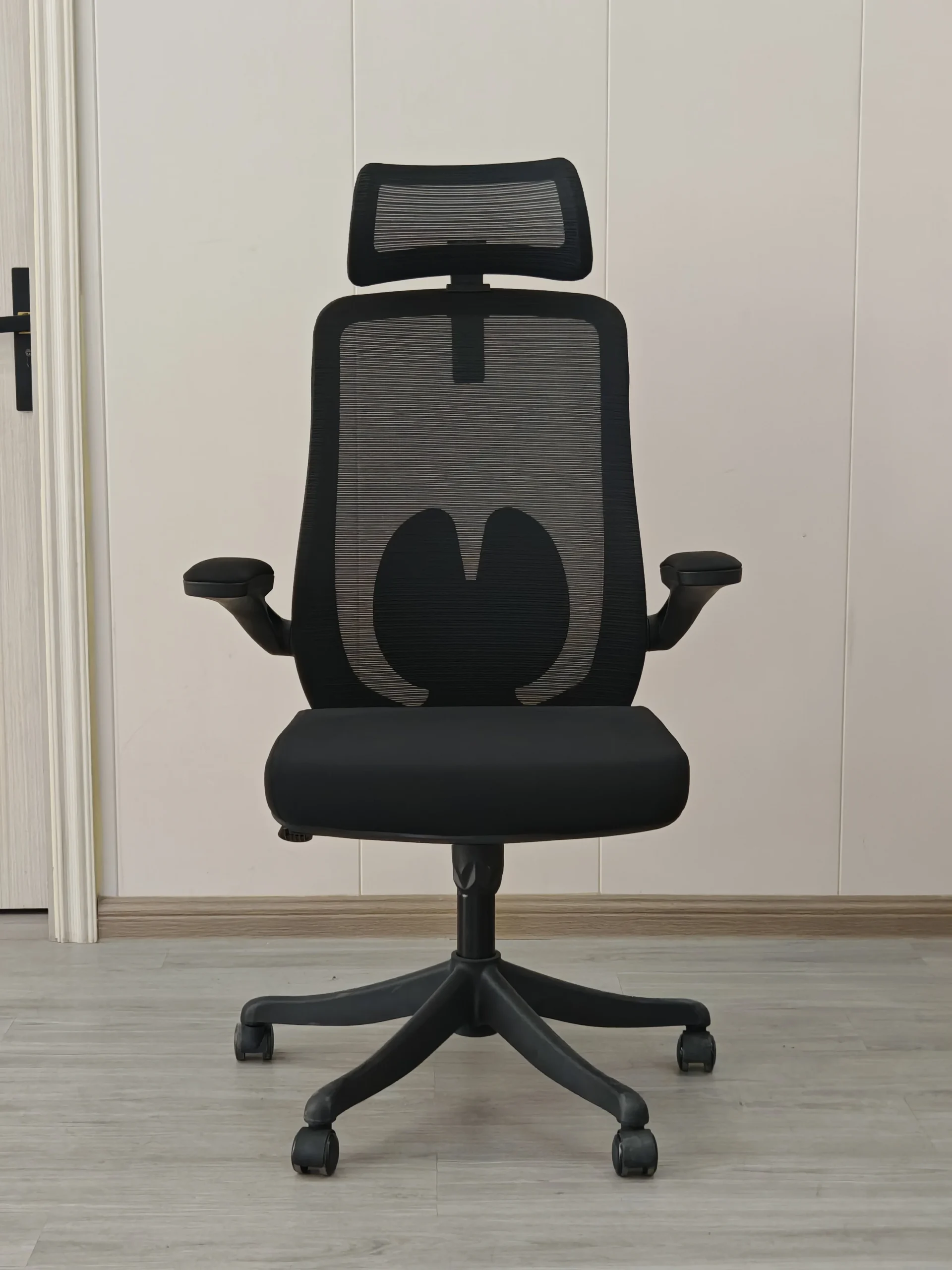 Chaise Nova - Innovation et Design Futuriste – Image 3