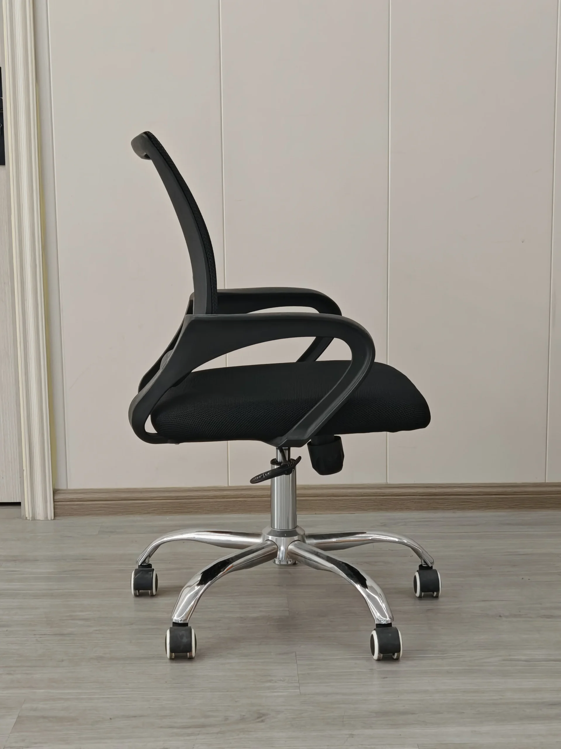 Chaise EcoComfort - Écologique, Confortable et Responsable – Image 4